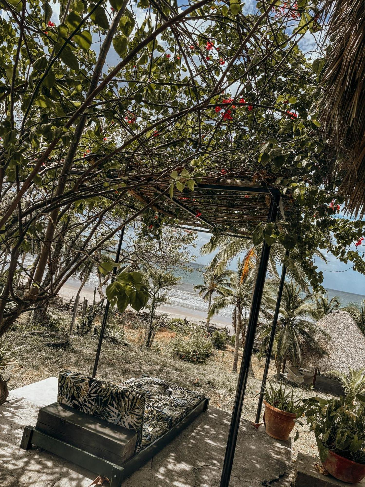 Nimbu Beachhouse Transito エクステリア 写真