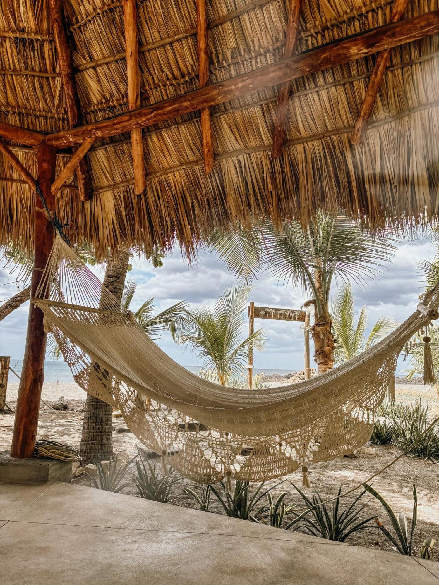 Nimbu Beachhouse Transito エクステリア 写真